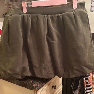 New xl Aerie bubble skirt